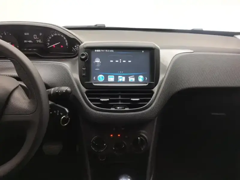 2014 Peugeot e2008 с пробегом 91 000 км