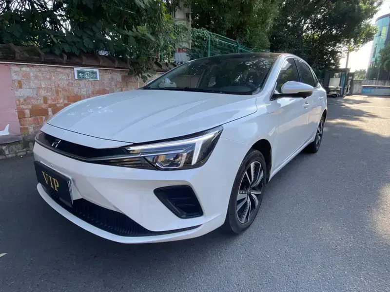 2021 Roewe Feifan ER6 с пробегом 80 000 км