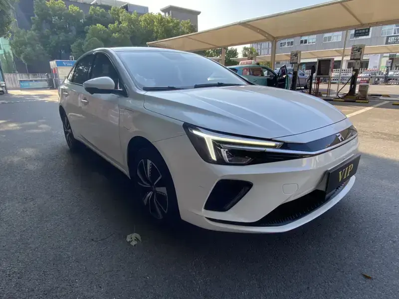 2021 Roewe Feifan ER6 с пробегом 80 000 км