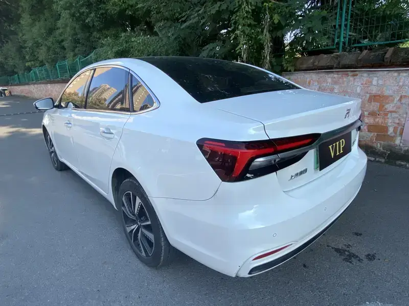 2021 Roewe Feifan ER6 с пробегом 80 000 км