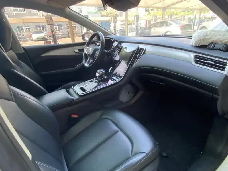 2021 Roewe Feifan ER6 с пробегом 80 000 км