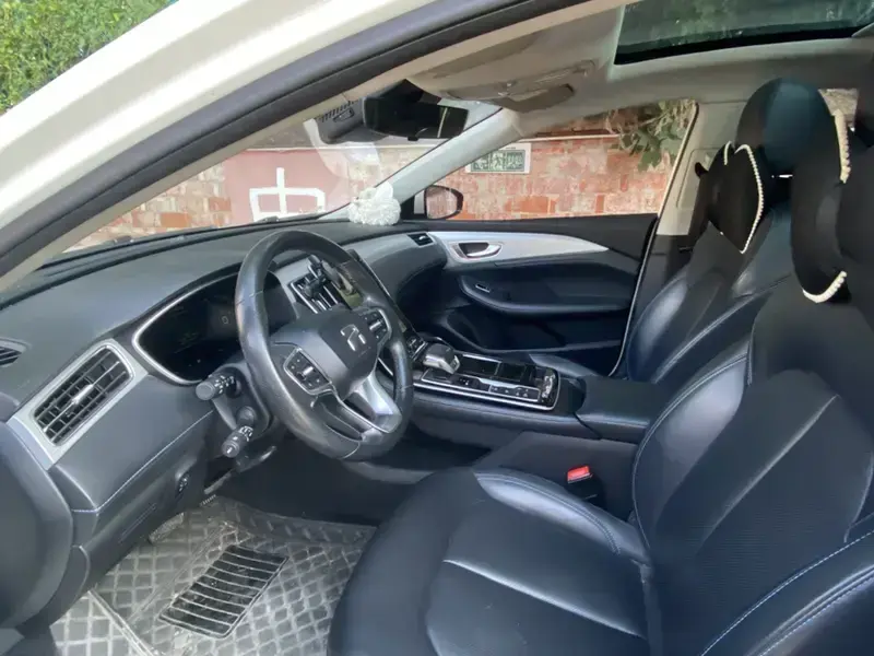 2021 Roewe Feifan ER6 с пробегом 80 000 км