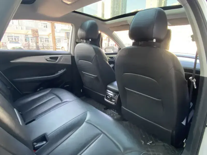 2021 Roewe Feifan ER6 с пробегом 80 000 км