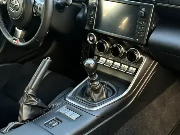 2022 Toyota 86 с пробегом 14 000 км