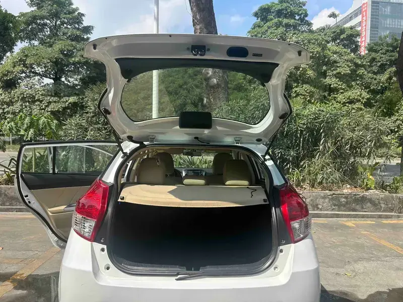 2015 Toyota Zelos с пробегом 122 000 км