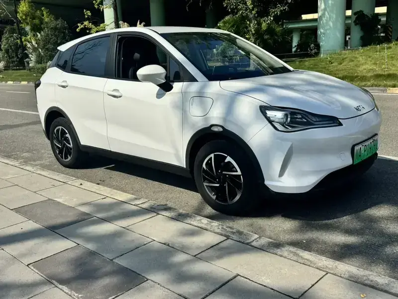 2022 Hozon Nezha V с пробегом 85 000 км