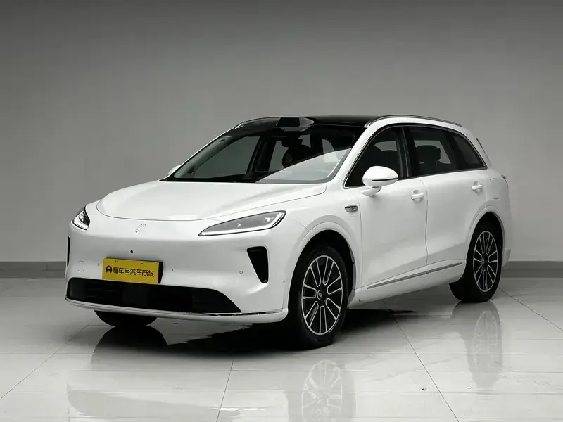 2025 Stelato SUV с пробегом 5 200 км