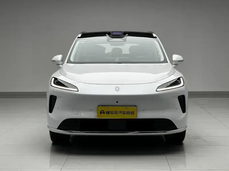 2025 Stelato SUV с пробегом 5 200 км