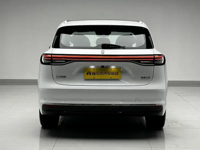 2025 Stelato SUV с пробегом 5 200 км