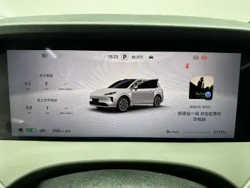 2025 Stelato SUV с пробегом 5 200 км