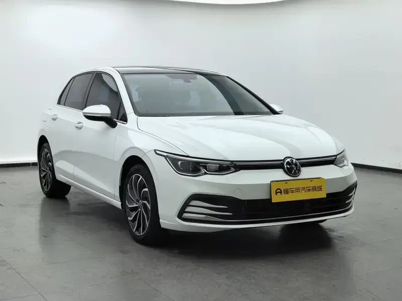 2024 Volkswagen Golf Electric с пробегом 7 900 км