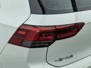 2024 Volkswagen Golf Electric с пробегом 7 900 км