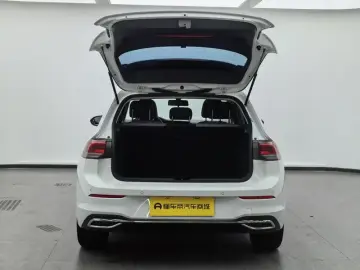 2024 Volkswagen Golf Electric с пробегом 7 900 км