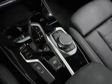 2021 BMW X3 с пробегом 39 929 км