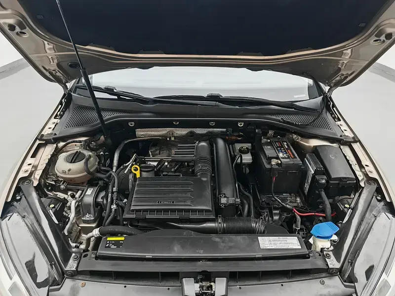 2015 Volkswagen Golf Electric с пробегом 104 700 км