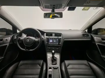 2015 Volkswagen Golf Electric с пробегом 104 700 км
