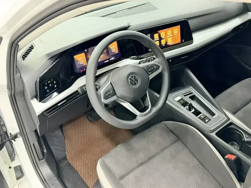 2023 Volkswagen Golf Electric с пробегом 130 000 км