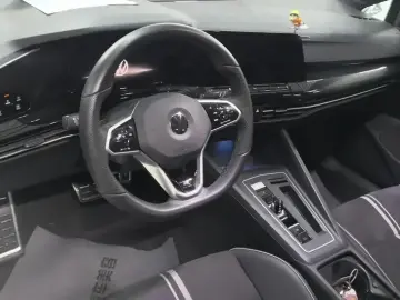 2021 Volkswagen Golf Electric с пробегом 86 000 км