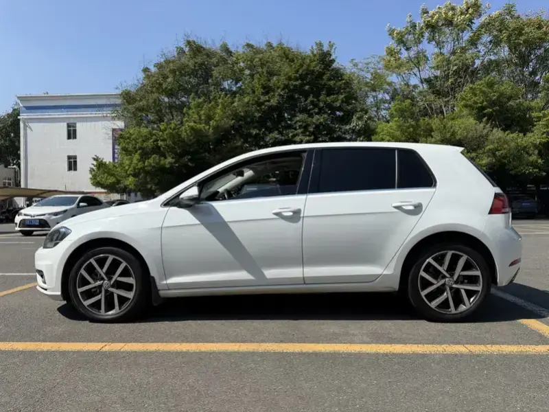 2020 Volkswagen Golf Electric с пробегом 100 000 км