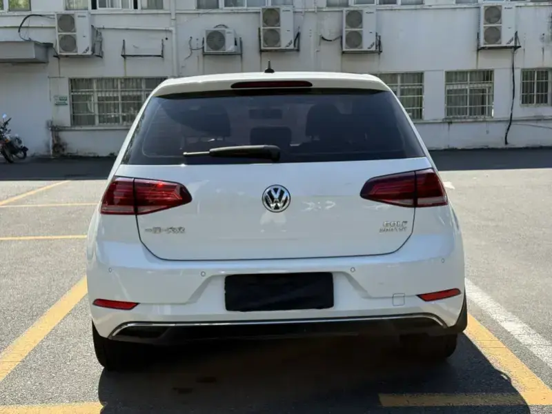 2020 Volkswagen Golf Electric с пробегом 100 000 км