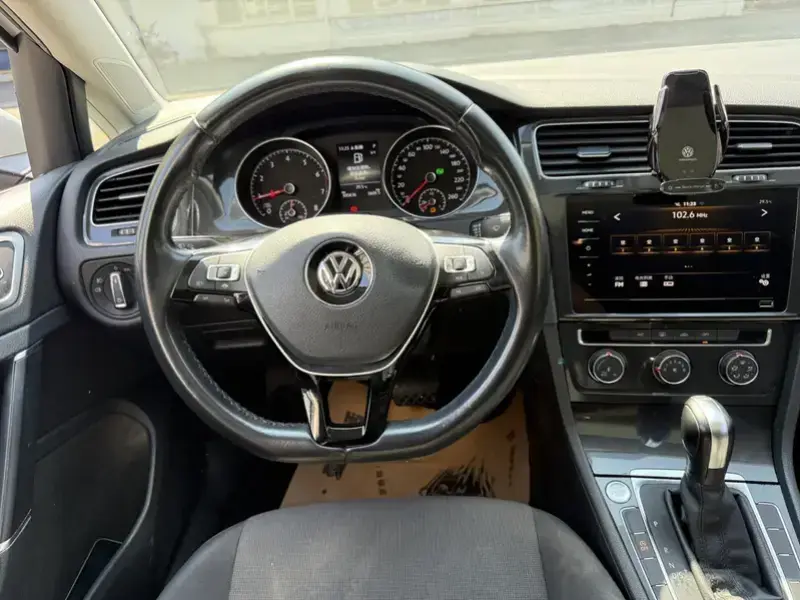 2020 Volkswagen Golf Electric с пробегом 100 000 км