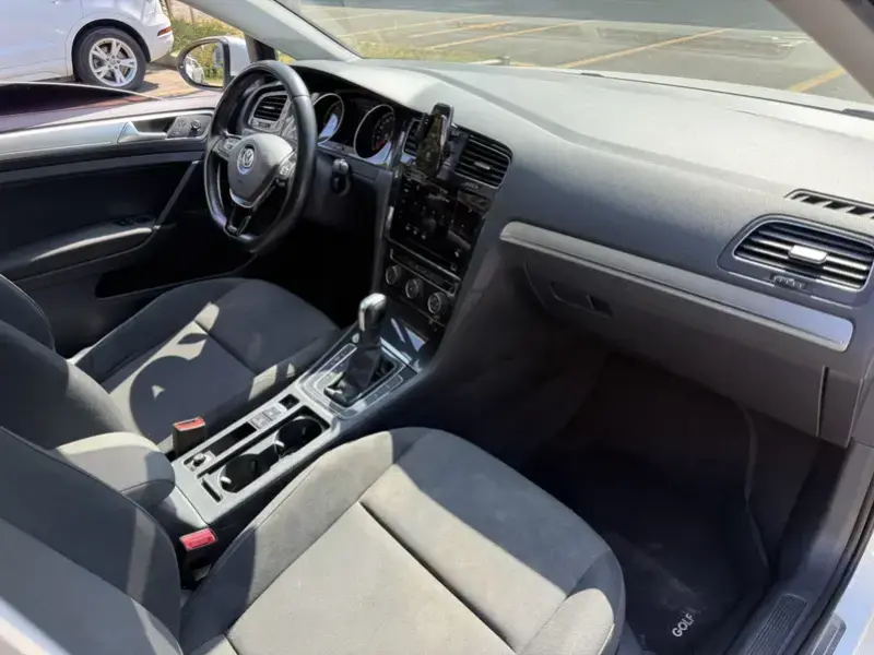 2020 Volkswagen Golf Electric с пробегом 100 000 км