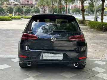 2019 Volkswagen Golf Electric с пробегом 118 000 км