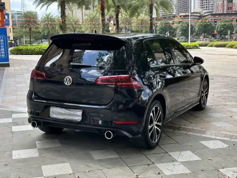 2019 Volkswagen Golf Electric с пробегом 118 000 км