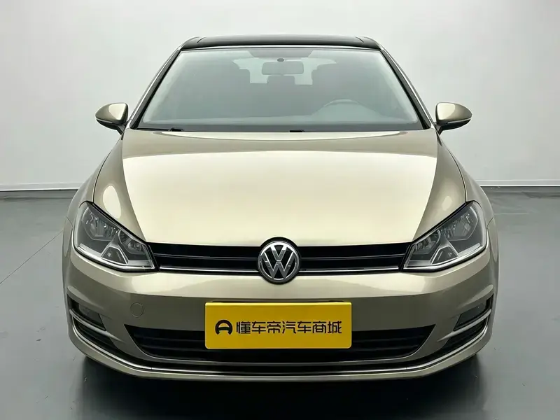 2015 Volkswagen Golf Electric с пробегом 82 000 км