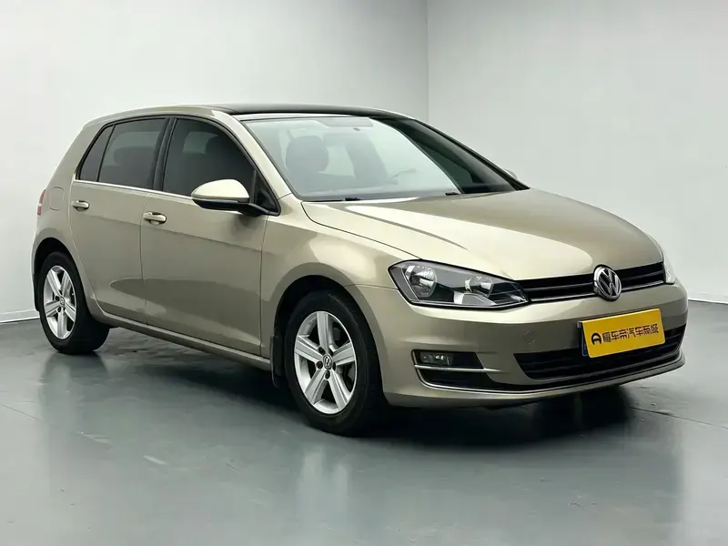 2015 Volkswagen Golf Electric с пробегом 82 000 км