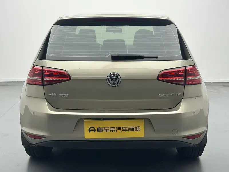2015 Volkswagen Golf Electric с пробегом 82 000 км