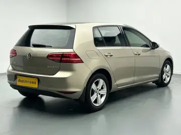 2015 Volkswagen Golf Electric с пробегом 82 000 км