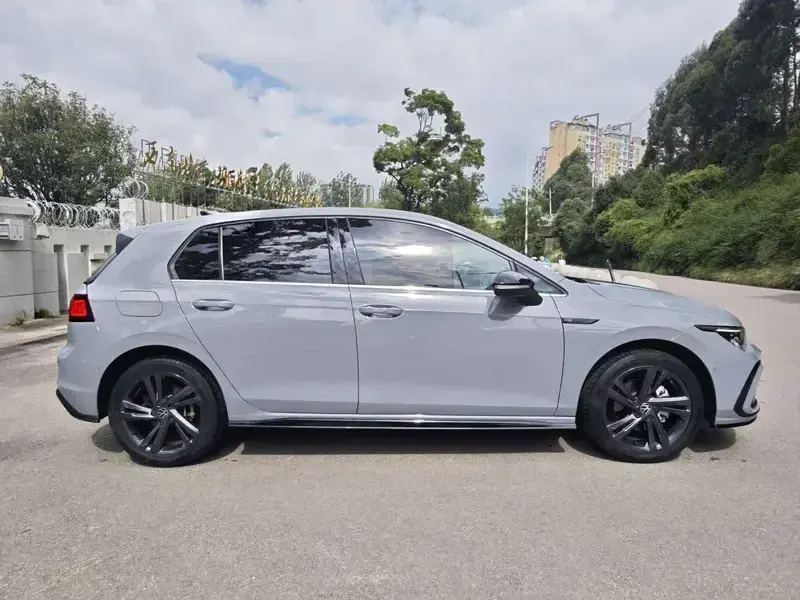 2021 Volkswagen Golf Electric с пробегом 62 000 км