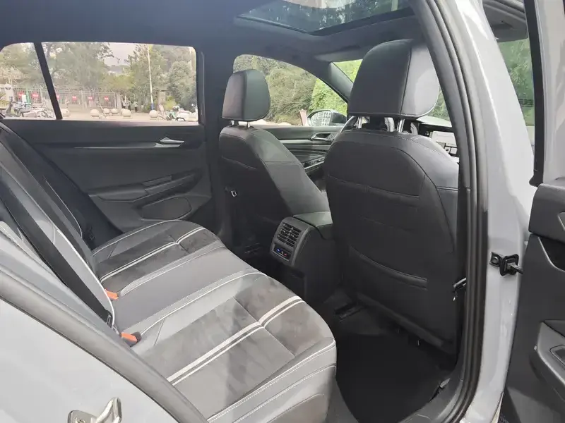 2021 Volkswagen Golf Electric с пробегом 62 000 км