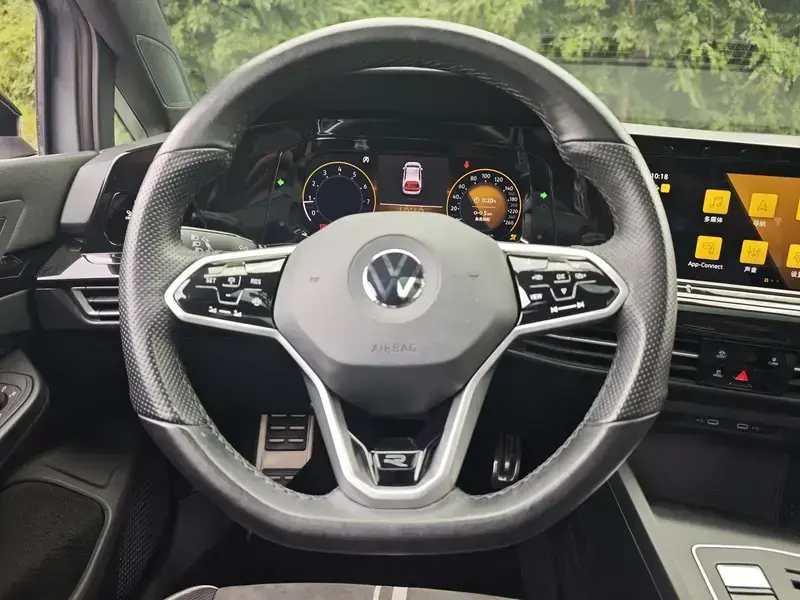 2021 Volkswagen Golf Electric с пробегом 62 000 км