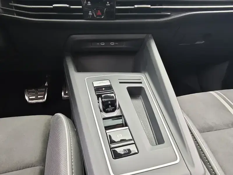 2021 Volkswagen Golf Electric с пробегом 62 000 км