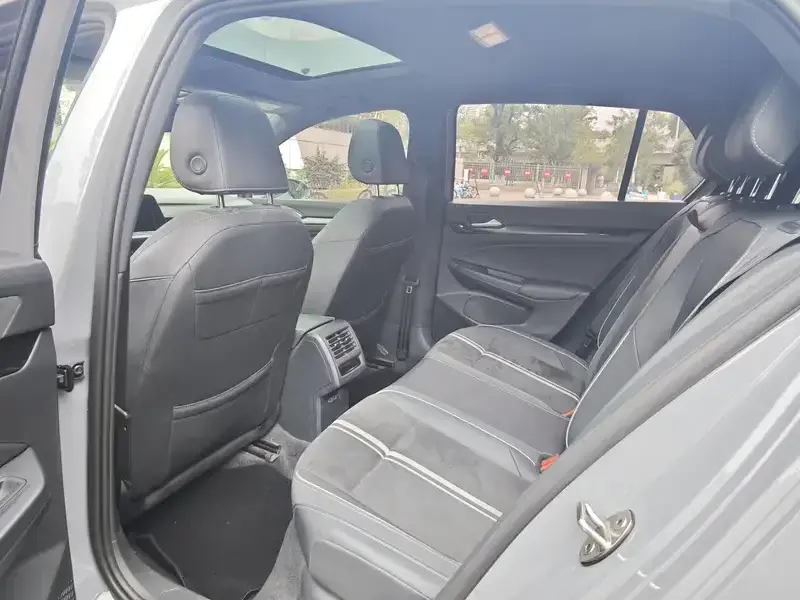 2021 Volkswagen Golf Electric с пробегом 62 000 км