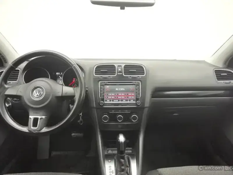 2012 Volkswagen Golf Electric с пробегом 85 300 км