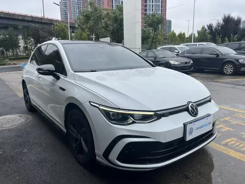 2021 Volkswagen Golf Electric с пробегом 84 000 км
