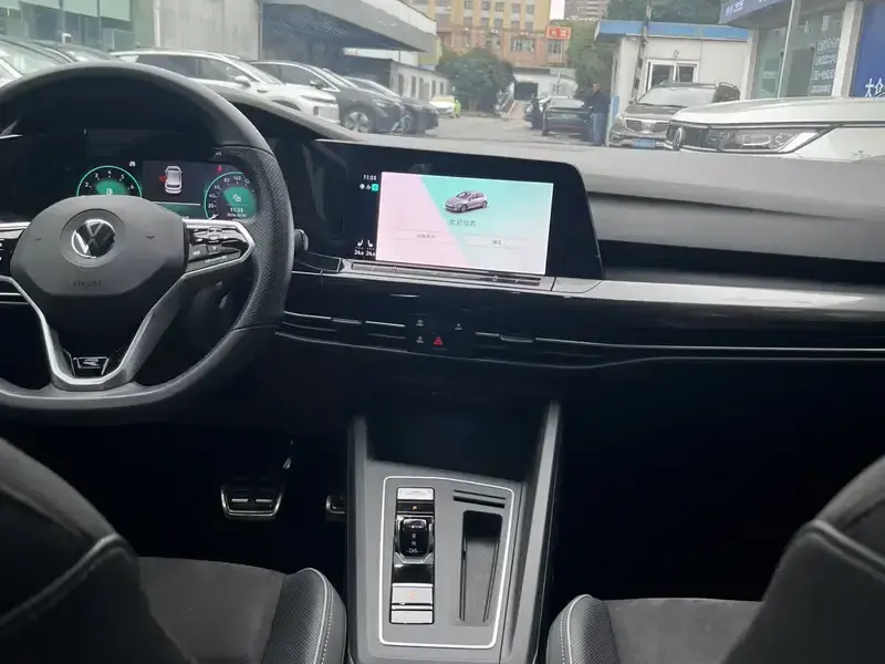 2021 Volkswagen Golf Electric с пробегом 84 000 км