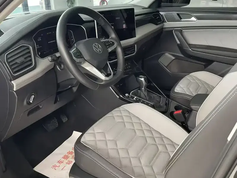 2023 Volkswagen Tanyue L PHEV с пробегом 52 000 км