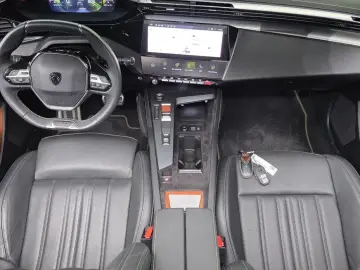 2023 Peugeot 308 с пробегом 64 949 км