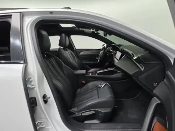 2023 Peugeot 308 с пробегом 64 949 км