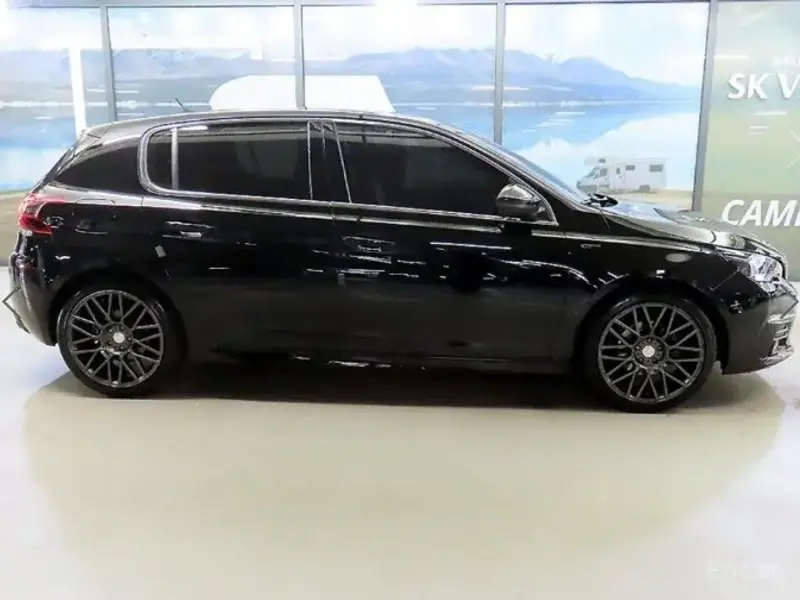 2021 Peugeot 308 с пробегом 112 560 км