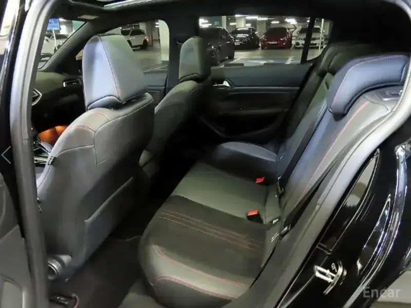 2021 Peugeot 308 с пробегом 112 560 км