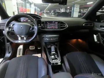 2021 Peugeot 308 с пробегом 112 560 км