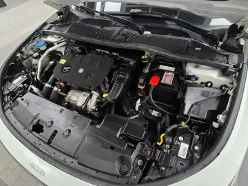2022 Peugeot 308 с пробегом 109 612 км