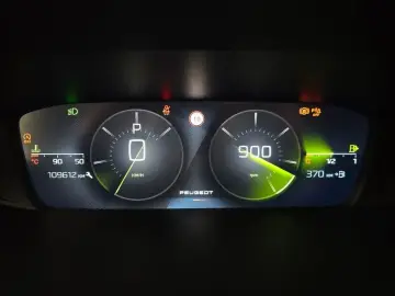 2022 Peugeot 308 с пробегом 109 612 км