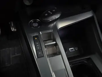 2022 Peugeot 308 с пробегом 109 612 км