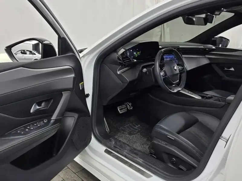2022 Peugeot 308 с пробегом 109 612 км